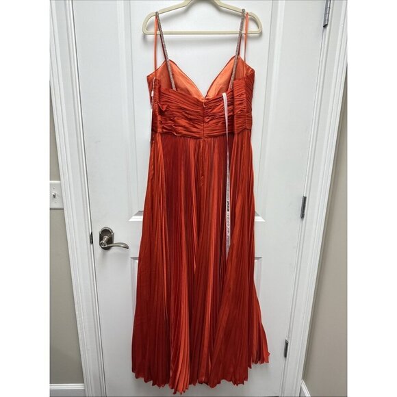 Mac Duggal Size 16 Red Orange 77008 Sweetheart Neck Rhinestone Strap Gown Dress - Picture 8 of 11